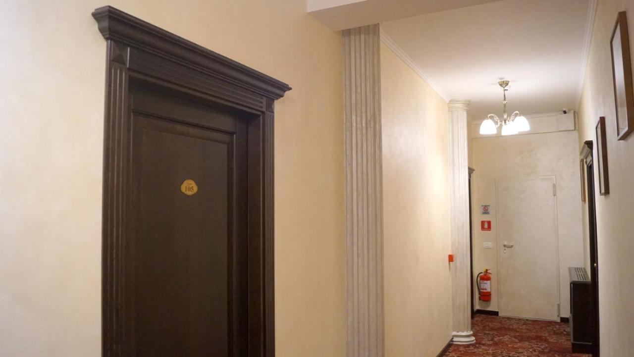 Pensiunea Romeo Resort Focsani Exterior photo